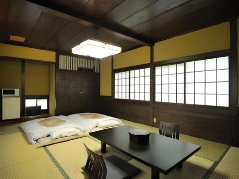 Kameyamanoyu, Yado