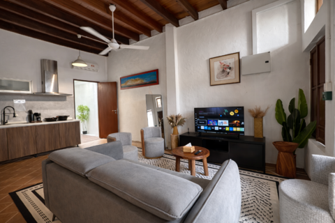 Courtyard By Heritage Row