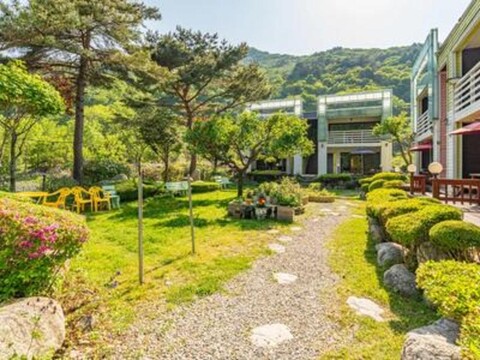 Gaeyeoul Pension