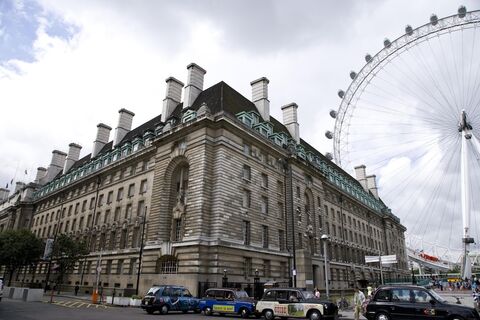 런던 숙소 - Premier Inn London County Hall