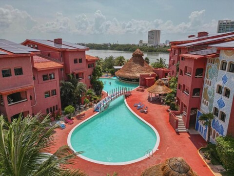 Nílu Cancún Zona Hotelera by Selina 