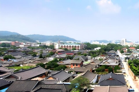 전주한옥마을 산아래 펜션