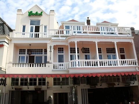 Hotel Grand Cafe Deight