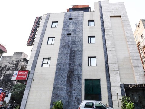 Hotel O J P Inn Near Patel Nagar Metro Station