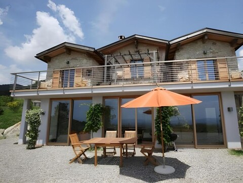 VALDONICA WINERY Fine Dine & Wine Hotel