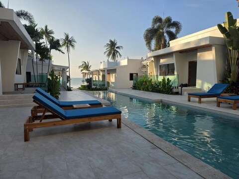 Casa by the sea