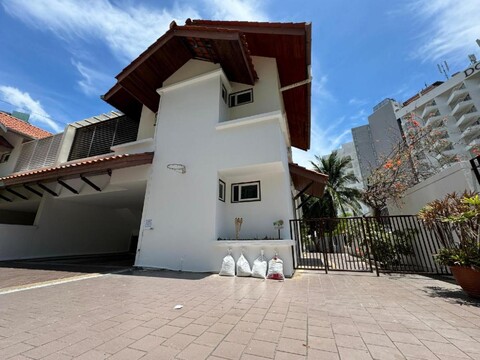 Miami Villa Batu Ferringhi Miami Beach 