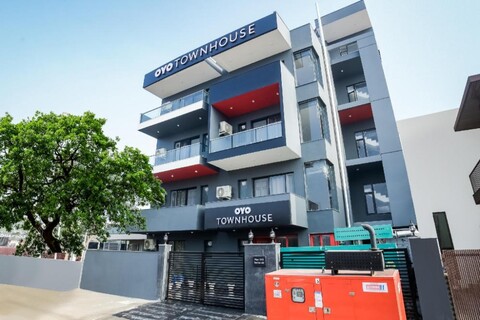 Townhouse Artemis Hospital Near Unitech Cyber Park