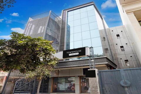 Super Townhouse Preet Vihar Delhi