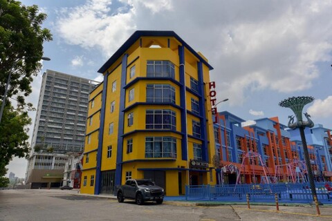 SMC Hotel i-city