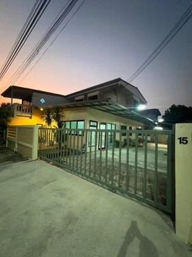 TUK&TOON House