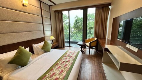 호텔 IP 로열 바이 Qotel