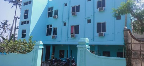 HOTEL D2 HOLIDAYINN