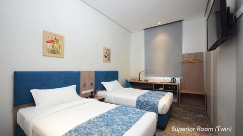 Blue Lotus Hotel 