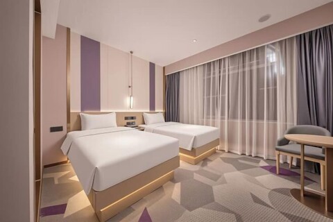 Galaxy Hotel (Beijing Wukesong Wanshou Road Subway Station Branch)