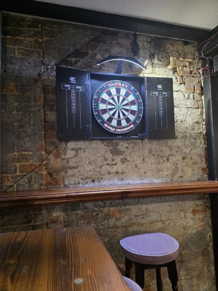 The Wheatsheaf Hotel-i