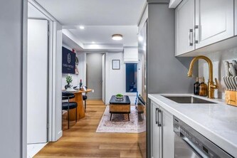 The McCaul by Casa Hotels - Cozy Basement Near FIFA World Cup