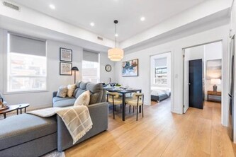 The McCaul by Casa Hotels - Spacious DT Suite near FIFA 2026