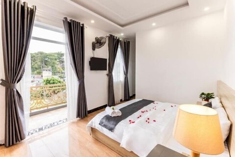 Hawaii Hotel Dalat