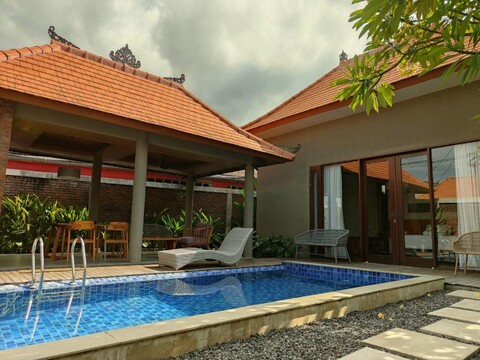 세레니아 빌라 아메드