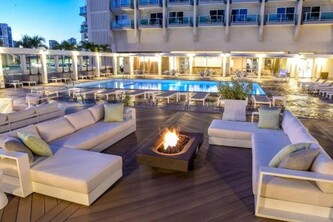 Ocean View Room at Ala Moana Hotel- Fees include
