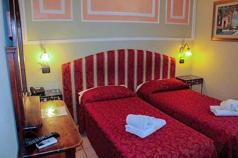 Hotel Sicilia