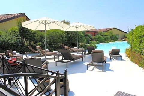 Joia Luxury Hotel & Luxury Apartments