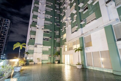 Gilmore Tower Suites By Sms Hospitality