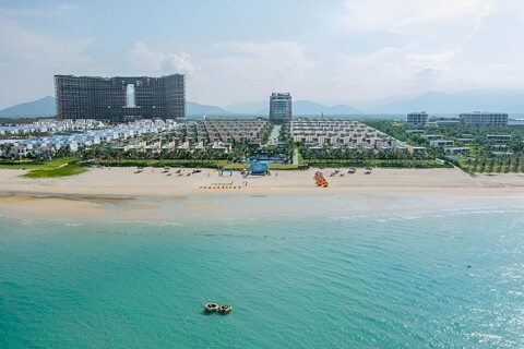 헤세 풀 빌라 & 리조트 캄란