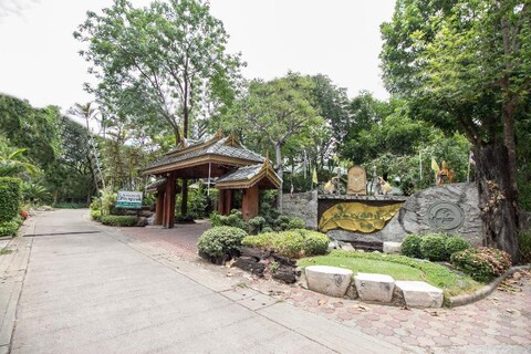 987 Piyapruk Resort