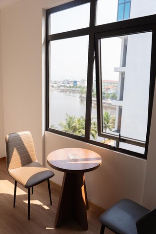12 Ao Ca Hotel