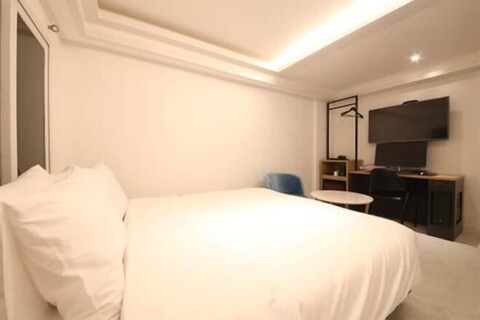 Business Hotel J7 Busan