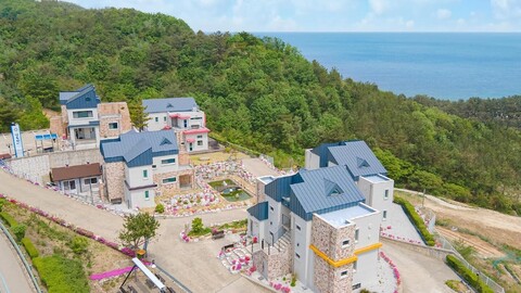 삼척 산토리니 펜션