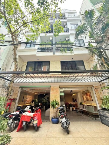 MAI HOTEL - Near Bui Vien Street