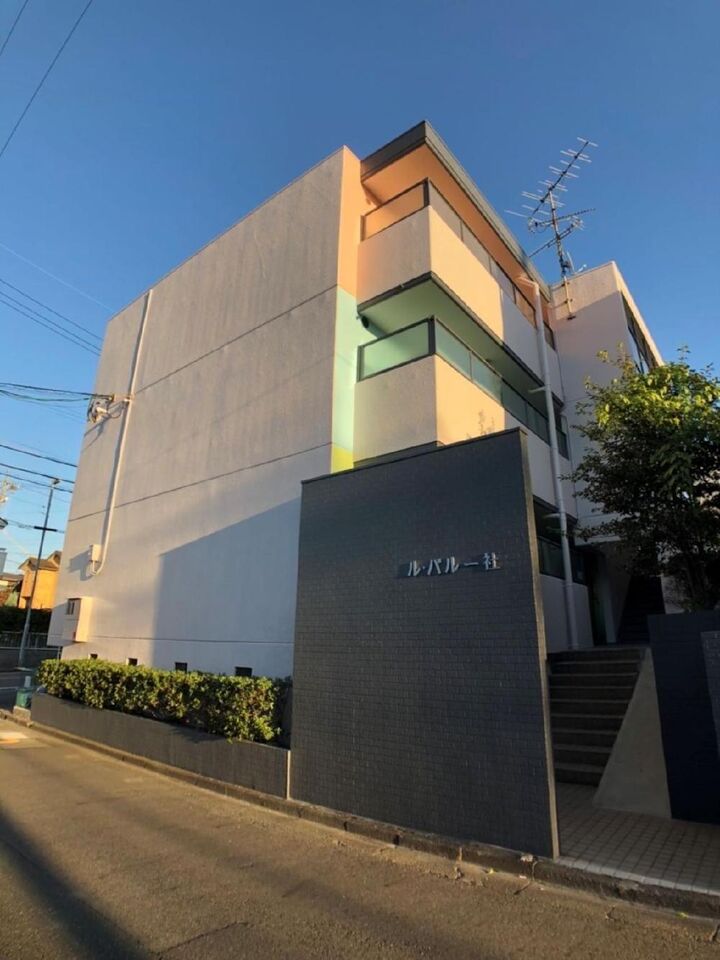 Loubaru Momotaro 대표 이미지