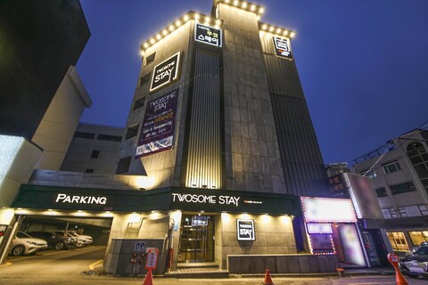 전주 호텔 투썸스테이 중화산동