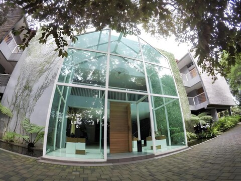 2510 Urban Living