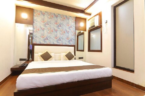 Hotel P Inn Agra