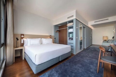 Melia Lisboa Oriente Hotel