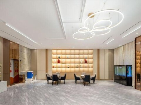 BA FANG FEATURED HOTEL
