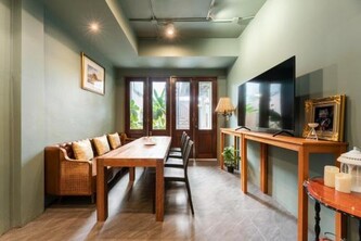 Baan La-Or Heritage Suite