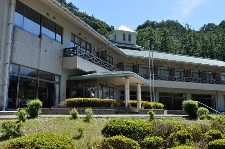 Hotel Uneri