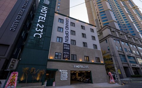 울산 삼산 호텔 23도