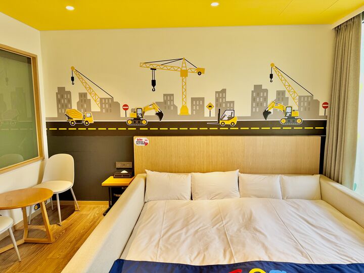 room detail thumbnail 0