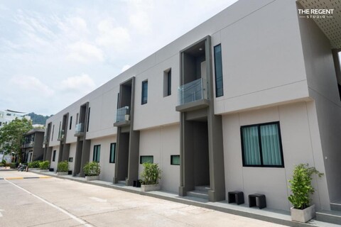 The Regent Studio Kamala