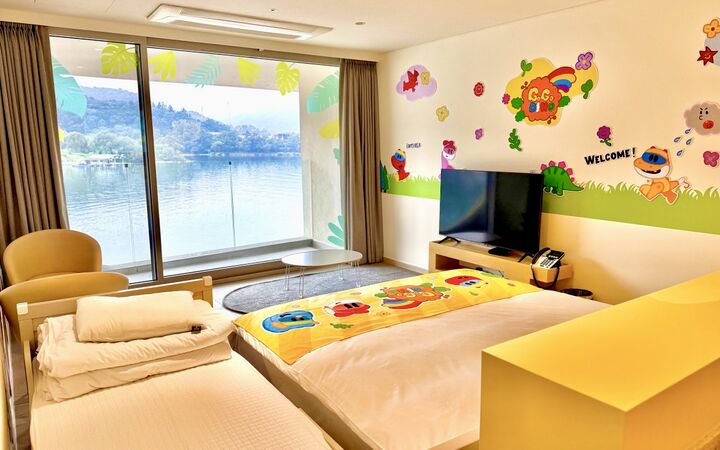 room detail thumbnail 1