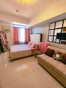 Arc tower- Sweet Stay Cebu
