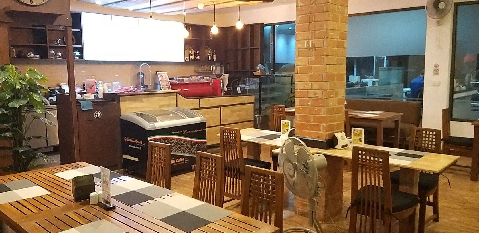 [푸켓] 카론 해변 전망 윈도우 카페 + 이탈리안 셰어링 세트 예약