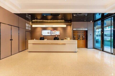 Bai Man Hotel (Guangzhou Financial City Tangxia Metro Station)