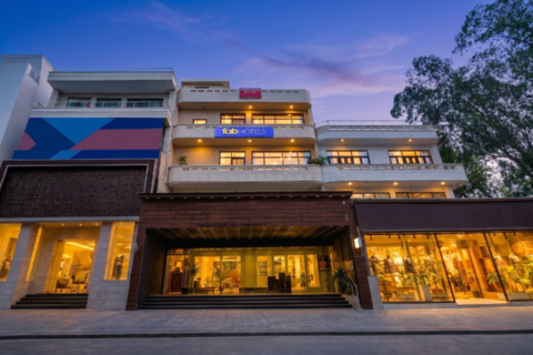 FabHotel Park View